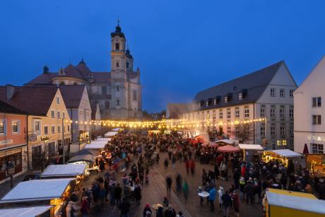 Weihnachtsmarkt Ottobeuren Bildnachweis Louis Zuchtriegel